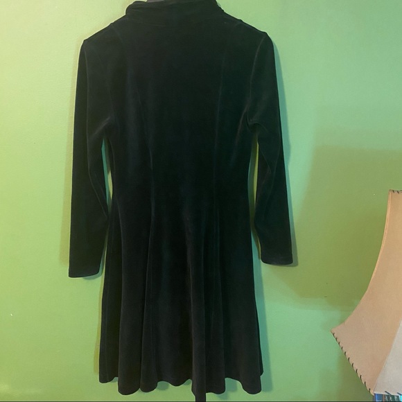 Vintage 1990’s velvet dress made in Canada - Picture 8 of 9
